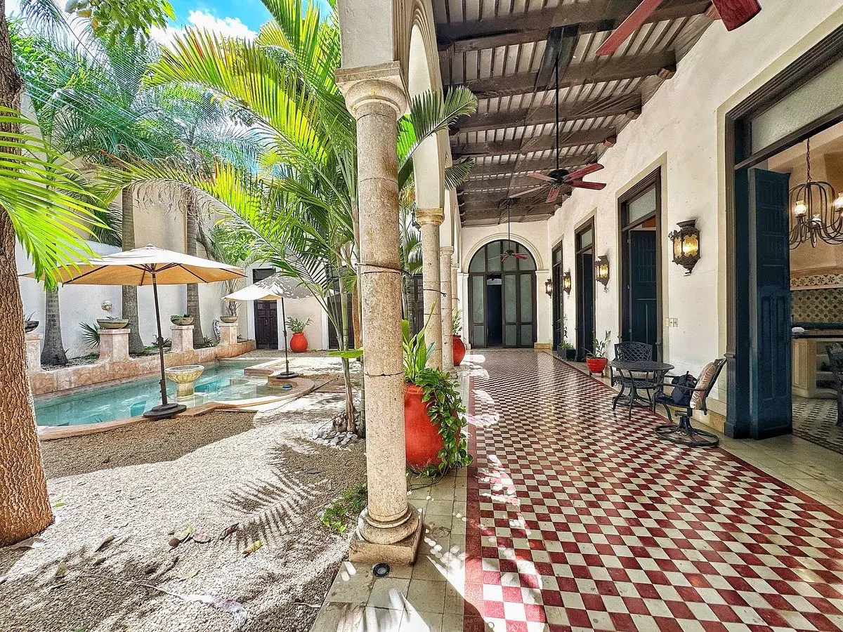 Casa Colonial Restaurada en Venta en Centro Histórico de Mérida