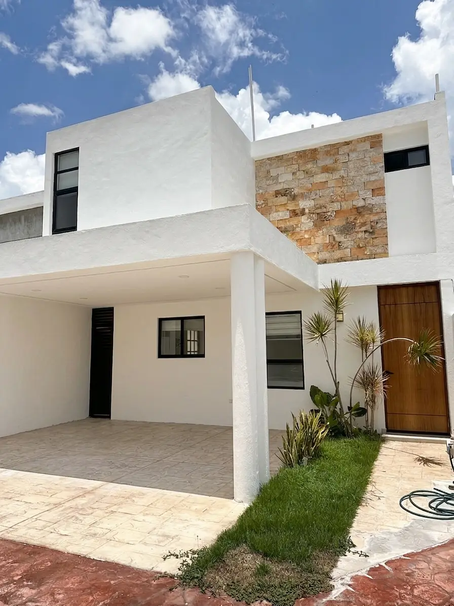 Casa en renta dentro de privada
