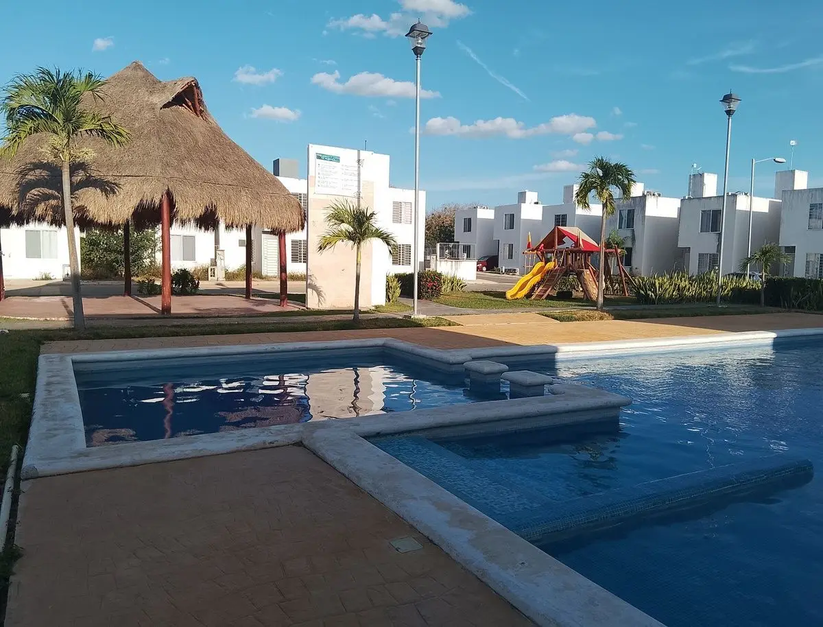 Casa de una planta con Amenidades en Fracc. Las Palmas