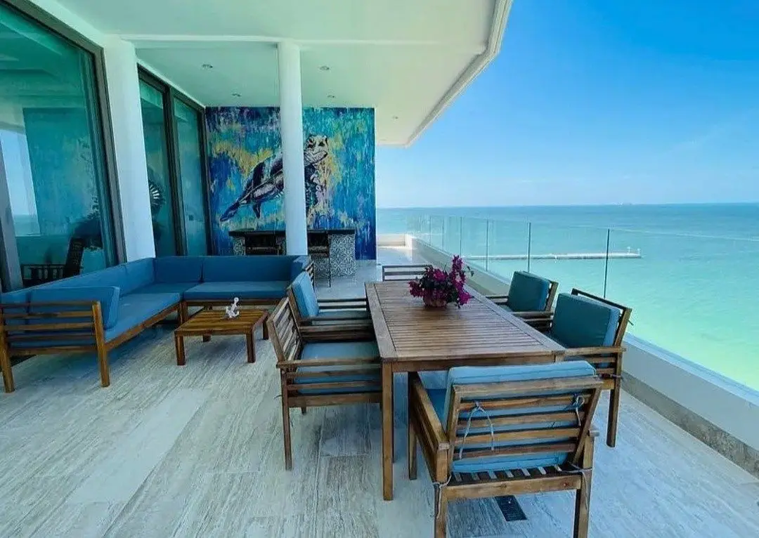 Penthouse en Venta Frente al Mar en Chicxulub Puerto, Entrega Inmediata