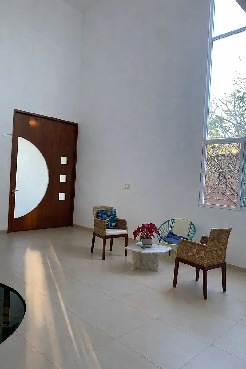 Casa en venta con lago artificial y terreno arbolado — foto 5