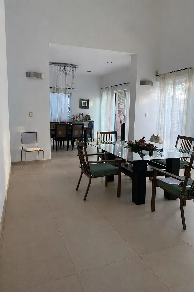 Casa en venta con lago artificial y terreno arbolado — foto 6
