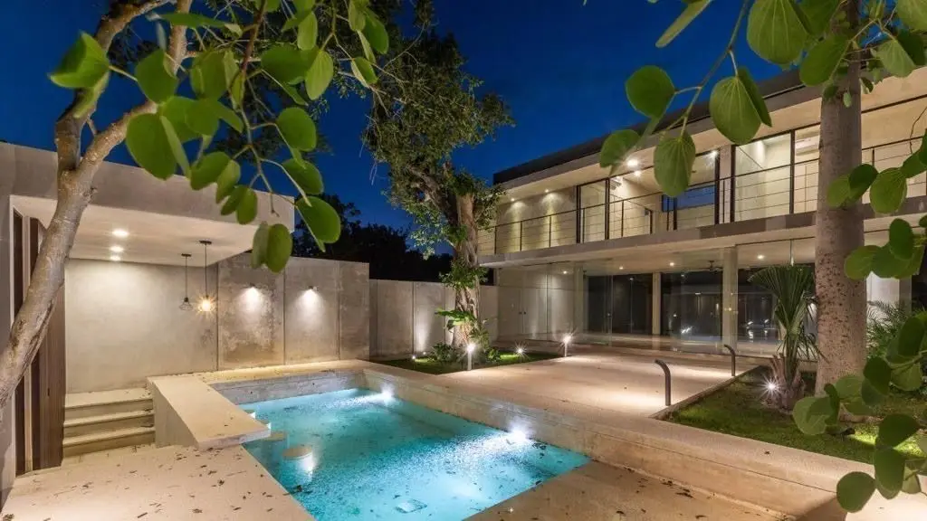 Moderna casa con con excelente diseño en venta en Country Club