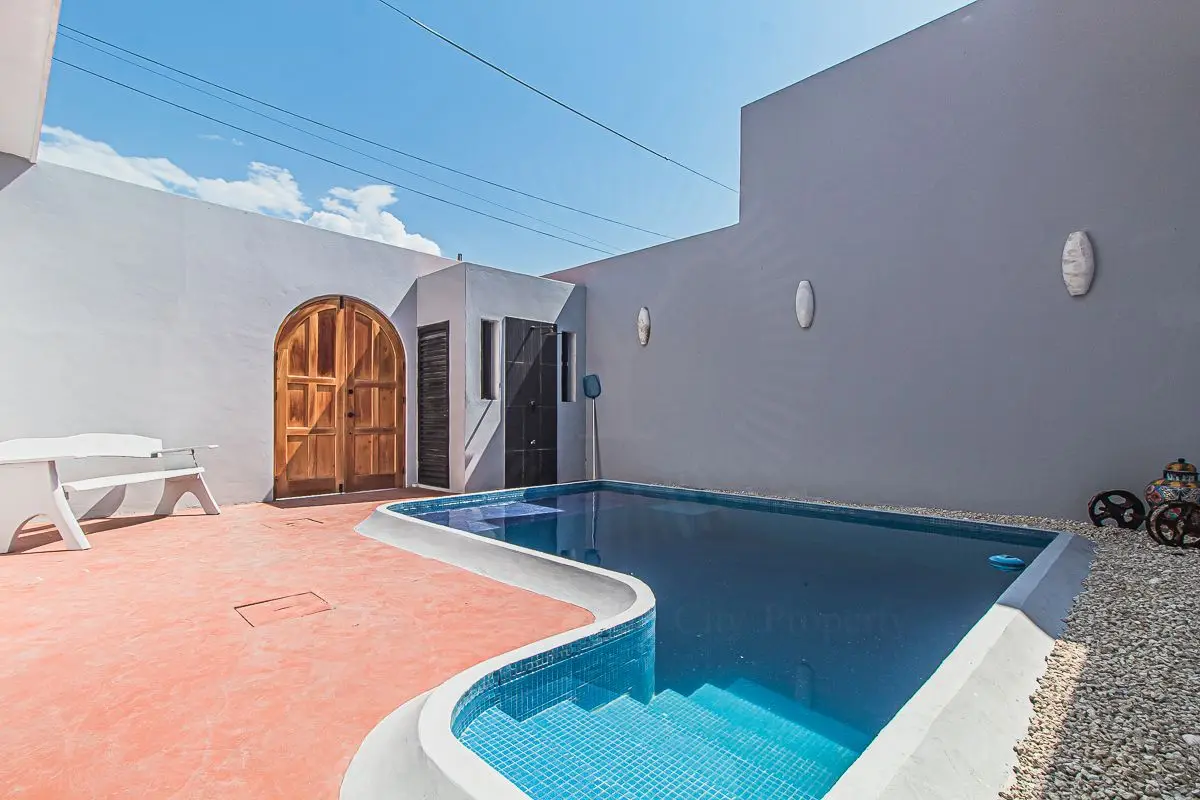 High House, Fully Furnished in Progreso!Casa Alta, Fully Furnished in Progreso! — foto 2