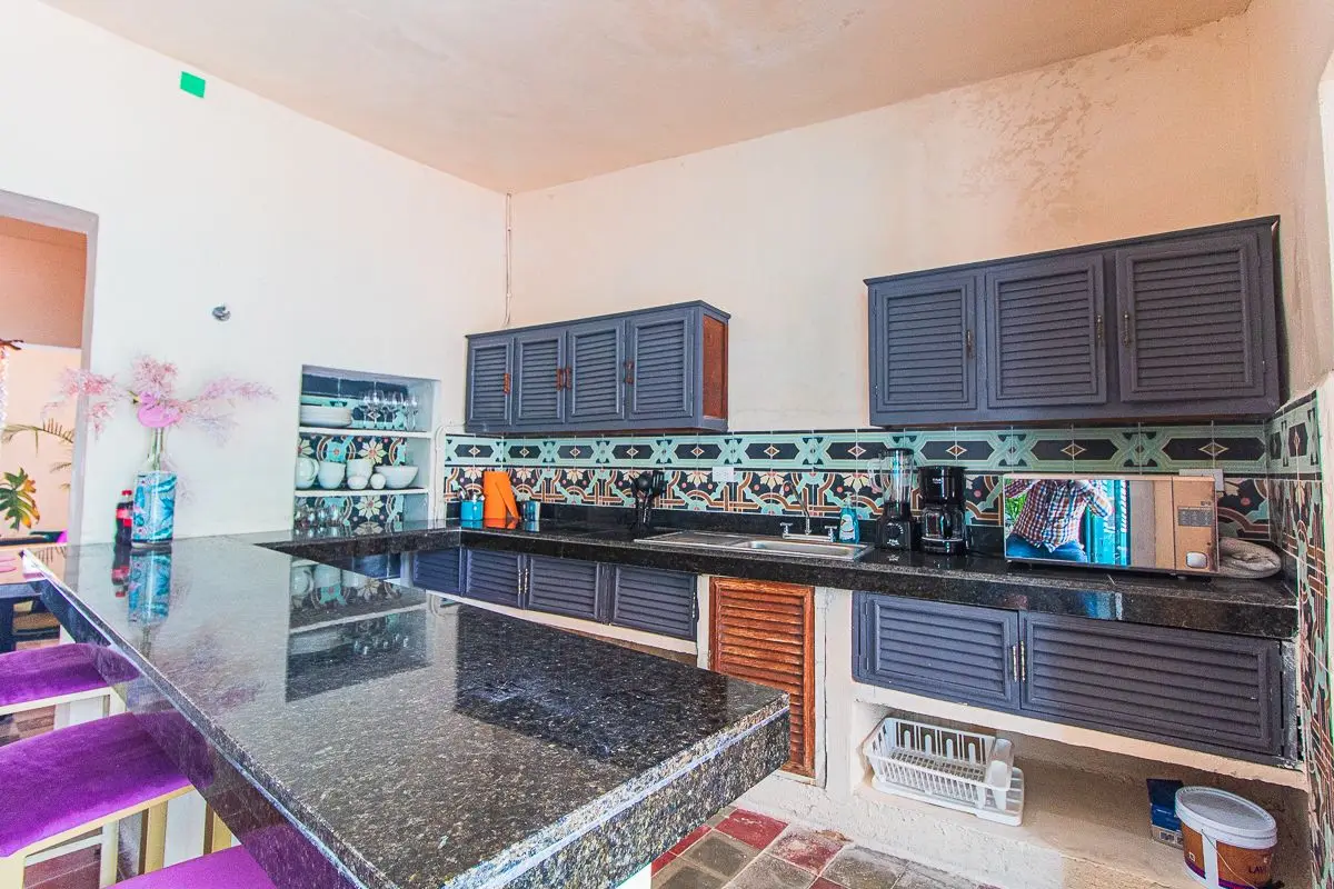 Single Floor Colonial Home in Santa Ana. Fantastic Location! — foto 5