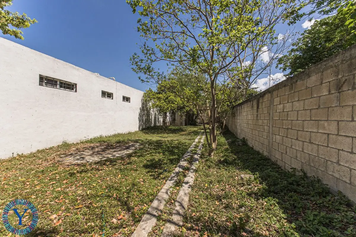 Lote Dzemul - Affordable Land Located just one block off the main square — foto 3