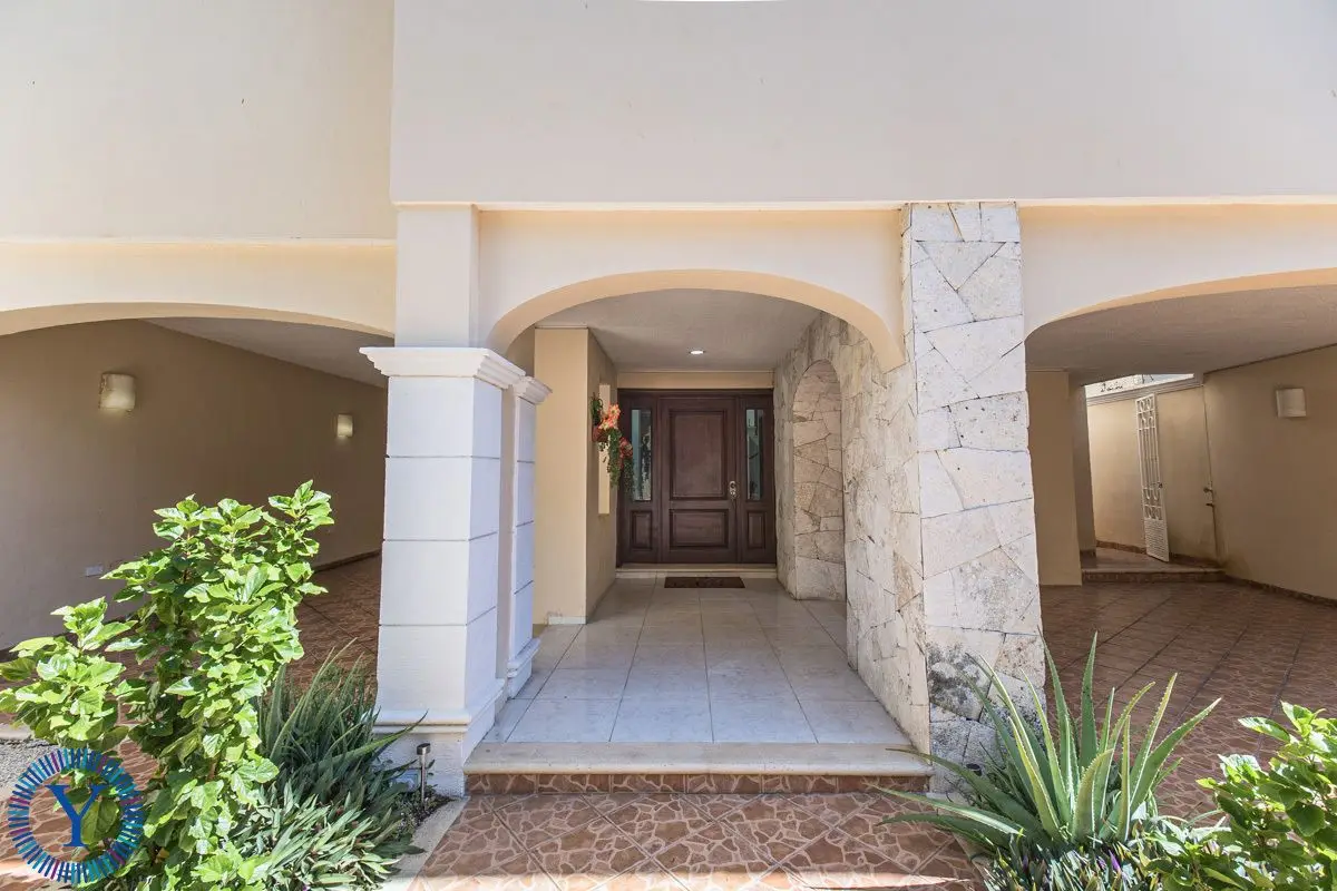Casa Urbana - Spacious 4 Bedroom w/Exceptional Amenities — foto 3