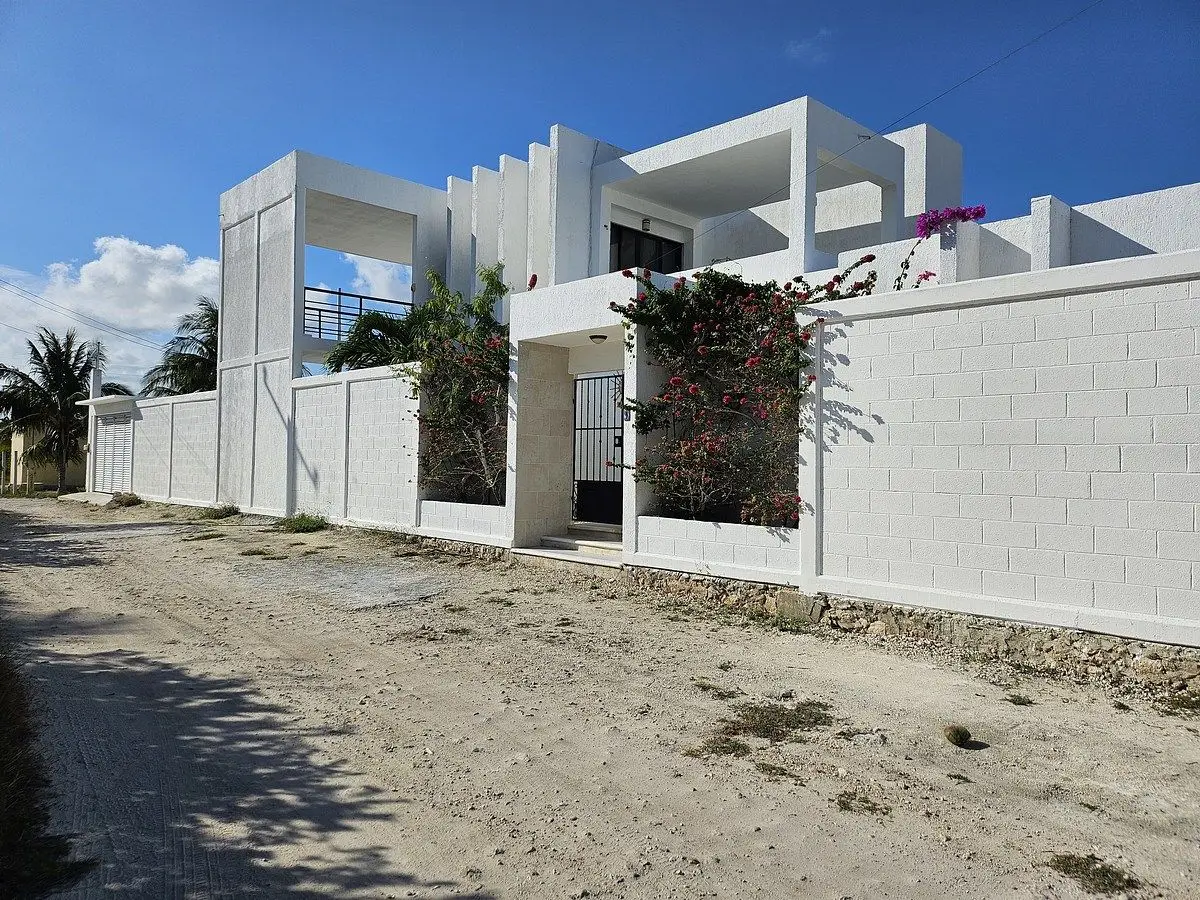 Chuburná Coastal Gem: Custom Build with Expansive Grounds — foto 3