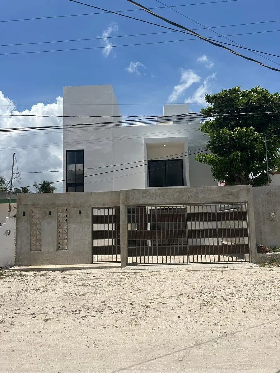 3-Story Coastal House With Poolcasa Costera de 3 Plantas con Pisina — foto 2