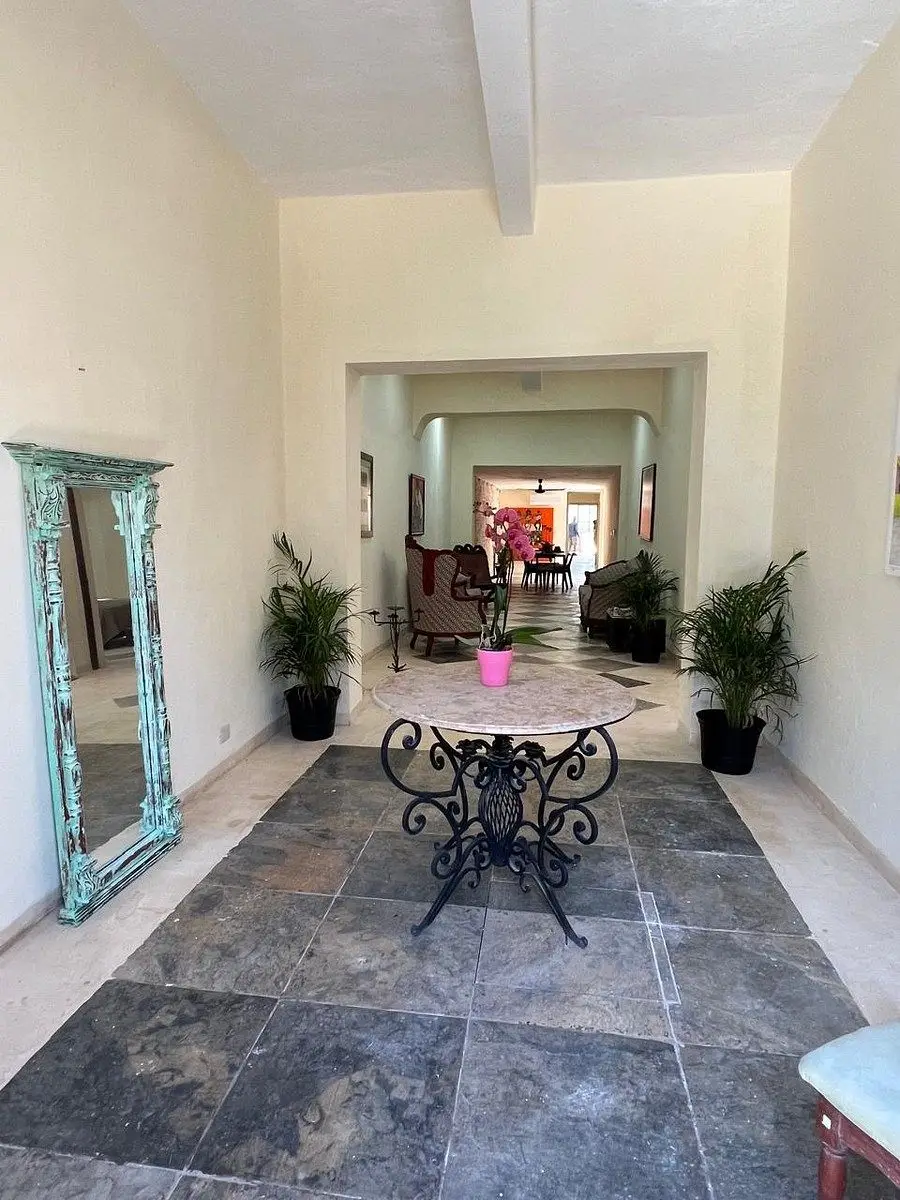 Villa Aurora