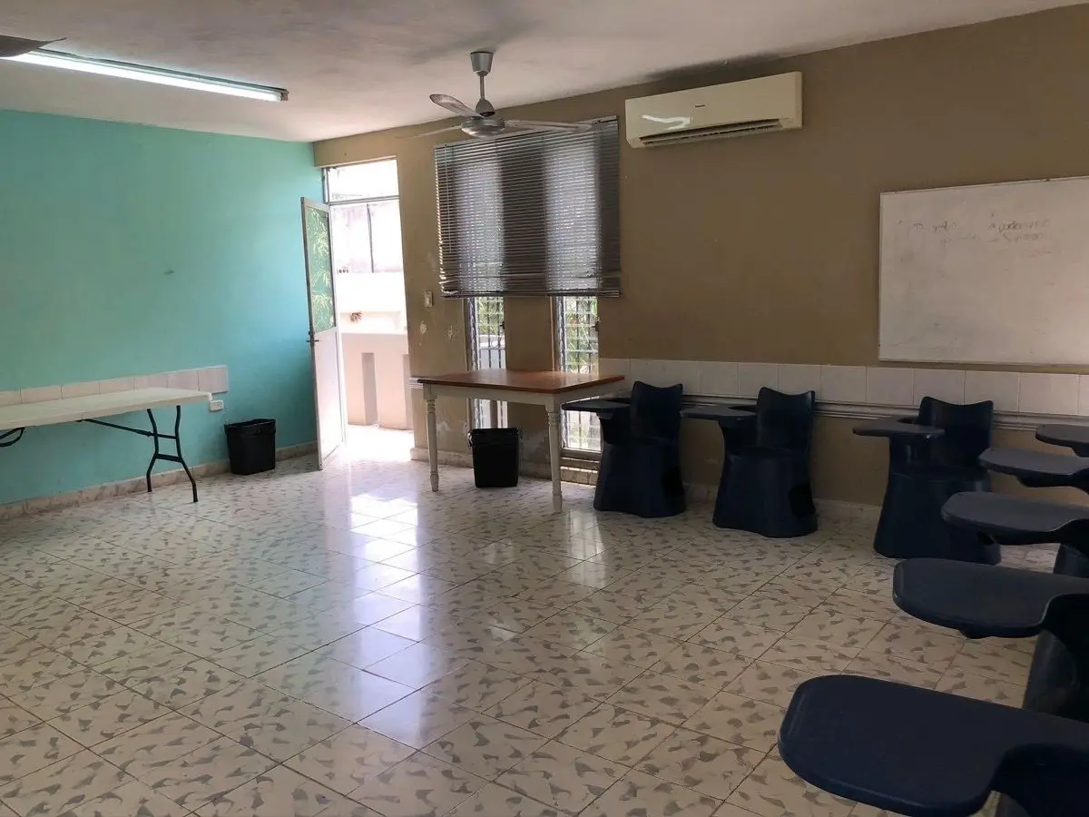 Local para escuela amplia propiedad en la Avenida Cupules — foto 5